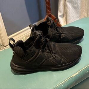 Puma Men's Black Sneakers